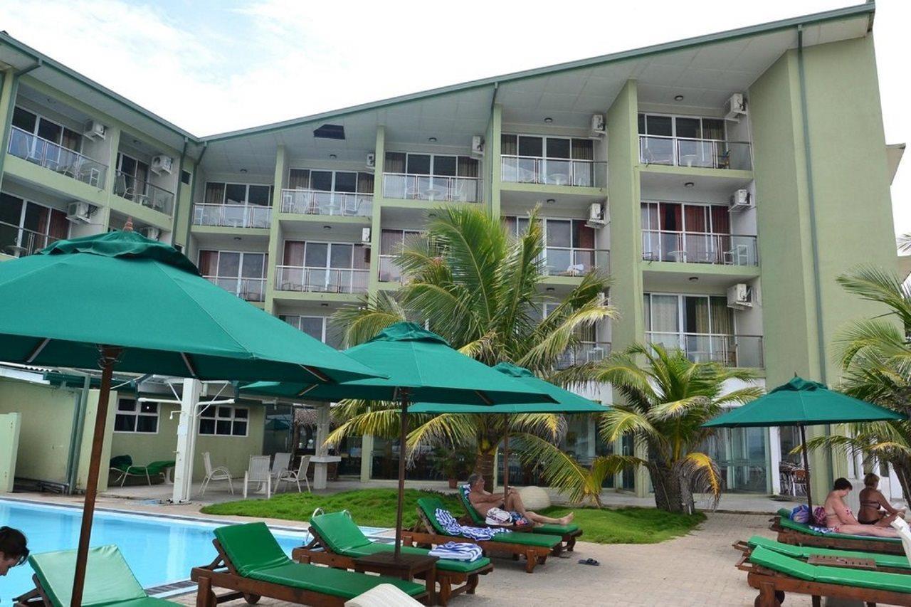 Hikkaduwa Beach Hotel Exterior photo